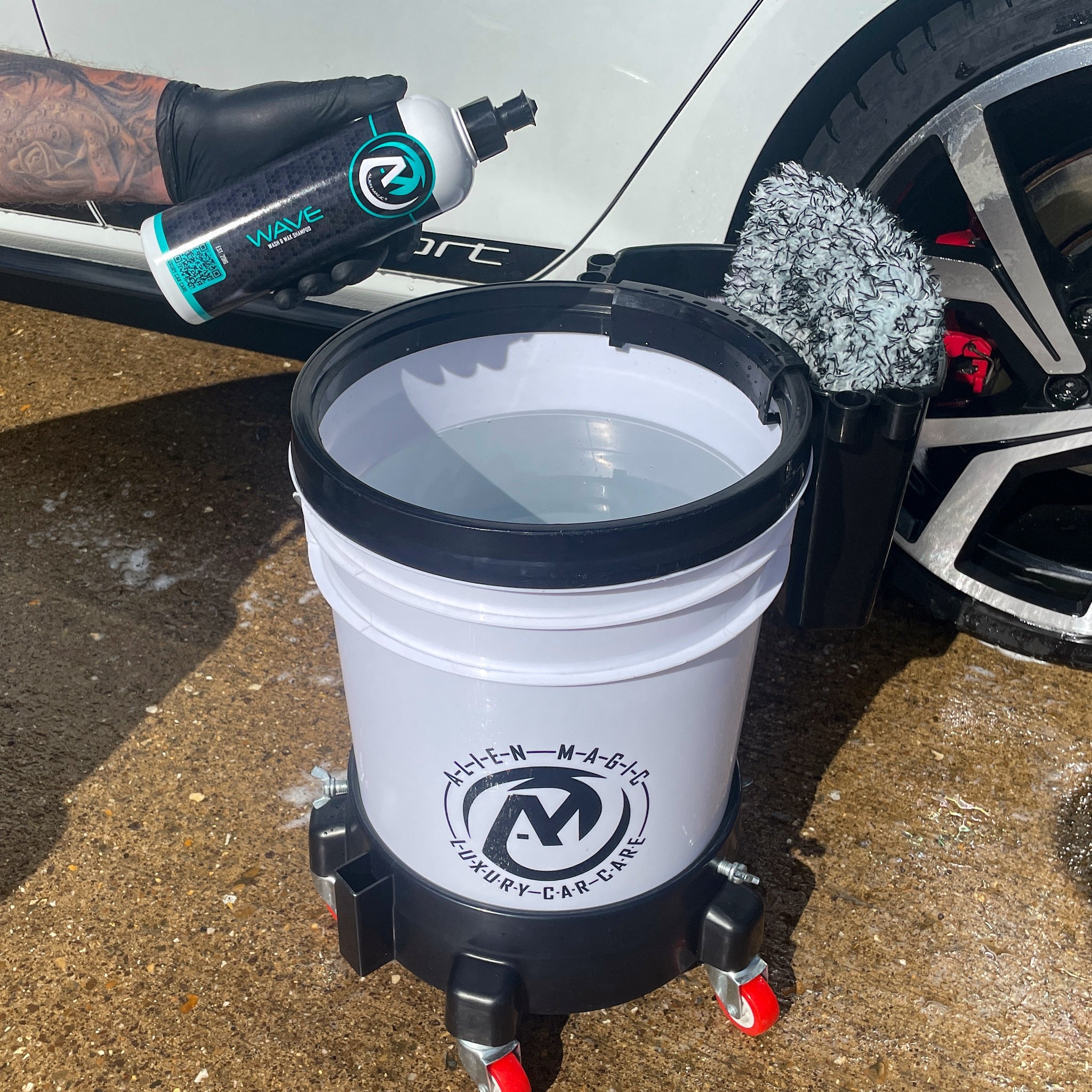 Wave | Wash & Wax Shampoo