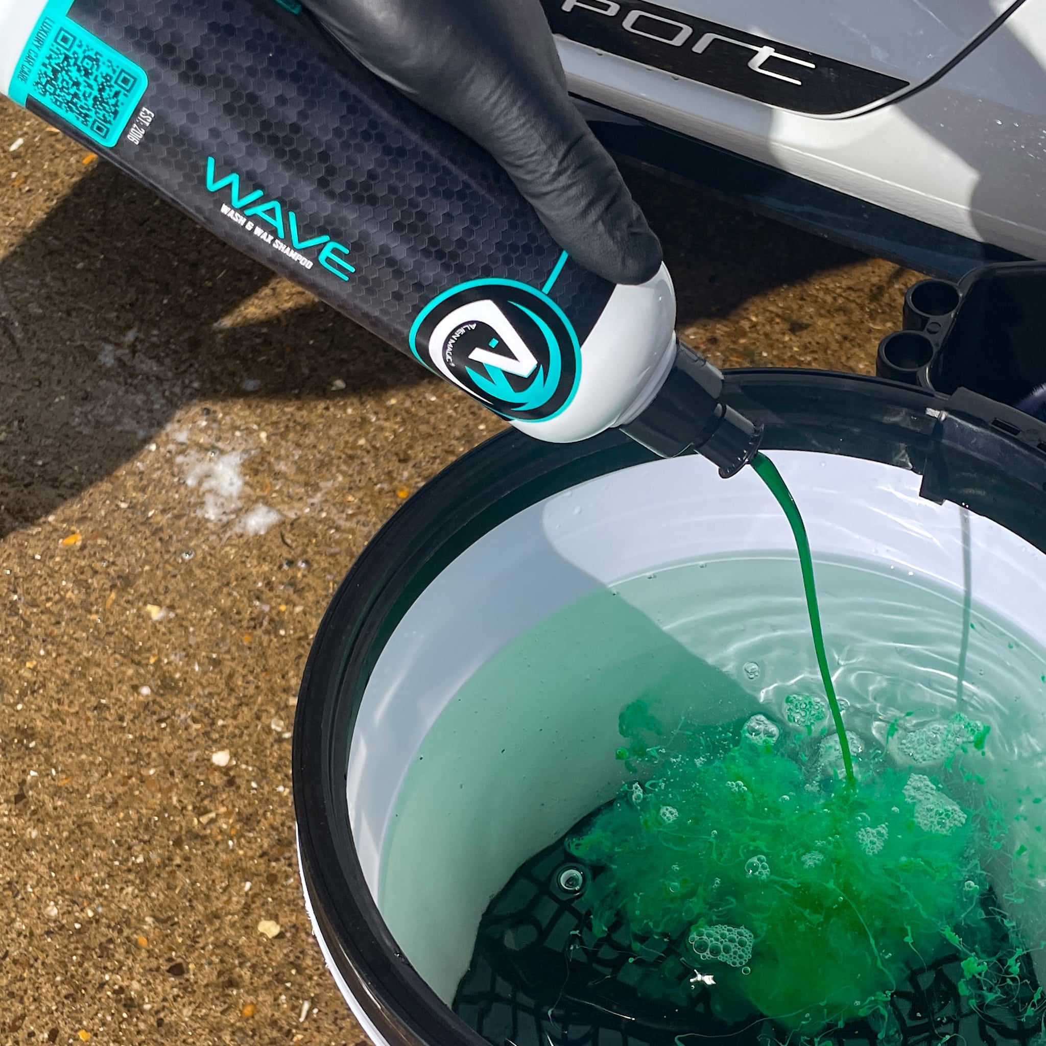 Wave | Wash & Wax Shampoo