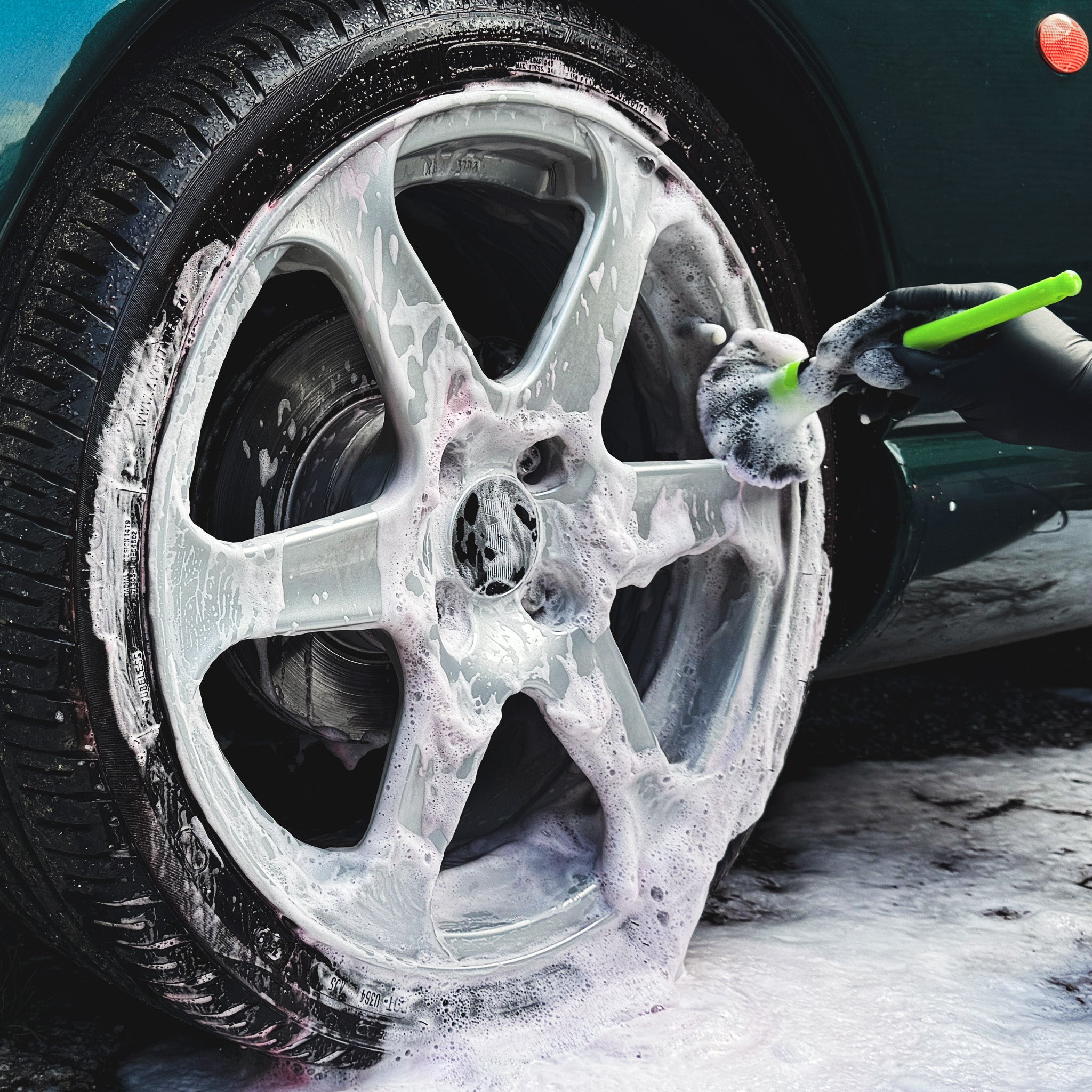 Lava | Wheel Cleaning Gel