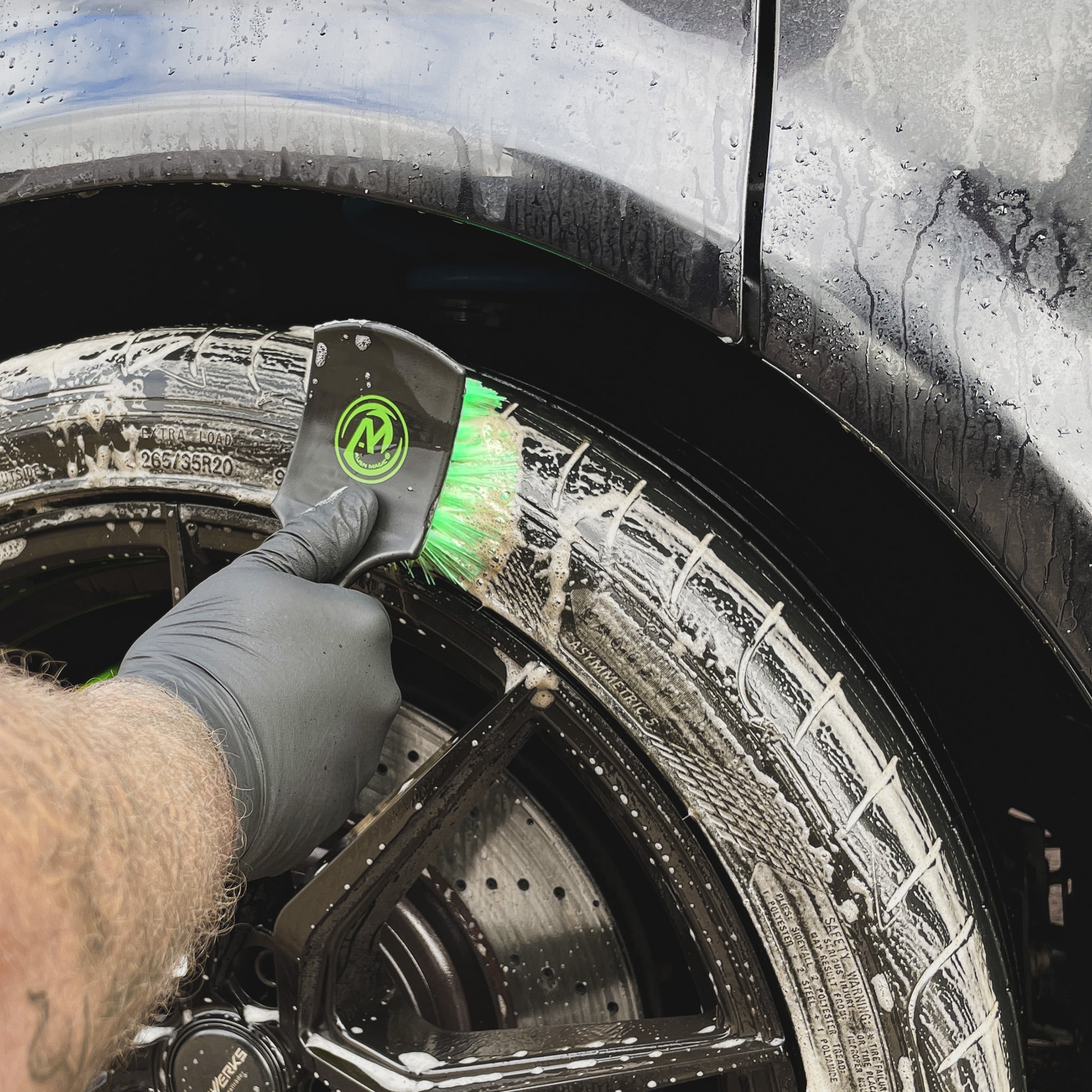 Tyre Cleaning Brush
